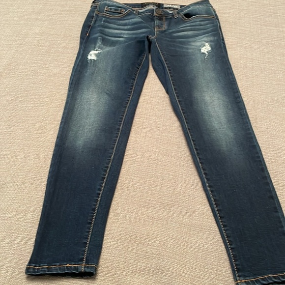 AEROPOSTALE Denim Jegging Jeans Distressed Ripped Look Size 6 Short - Picture 10 of 11